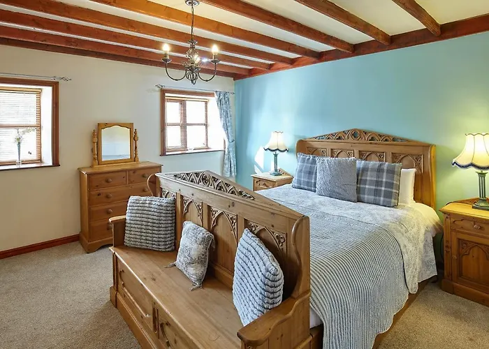 Host & Stay - The Arches Cottage
